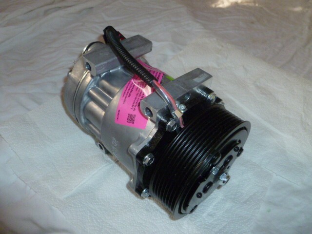 FOUR SEASONS A/C COMPRESSOR 68589