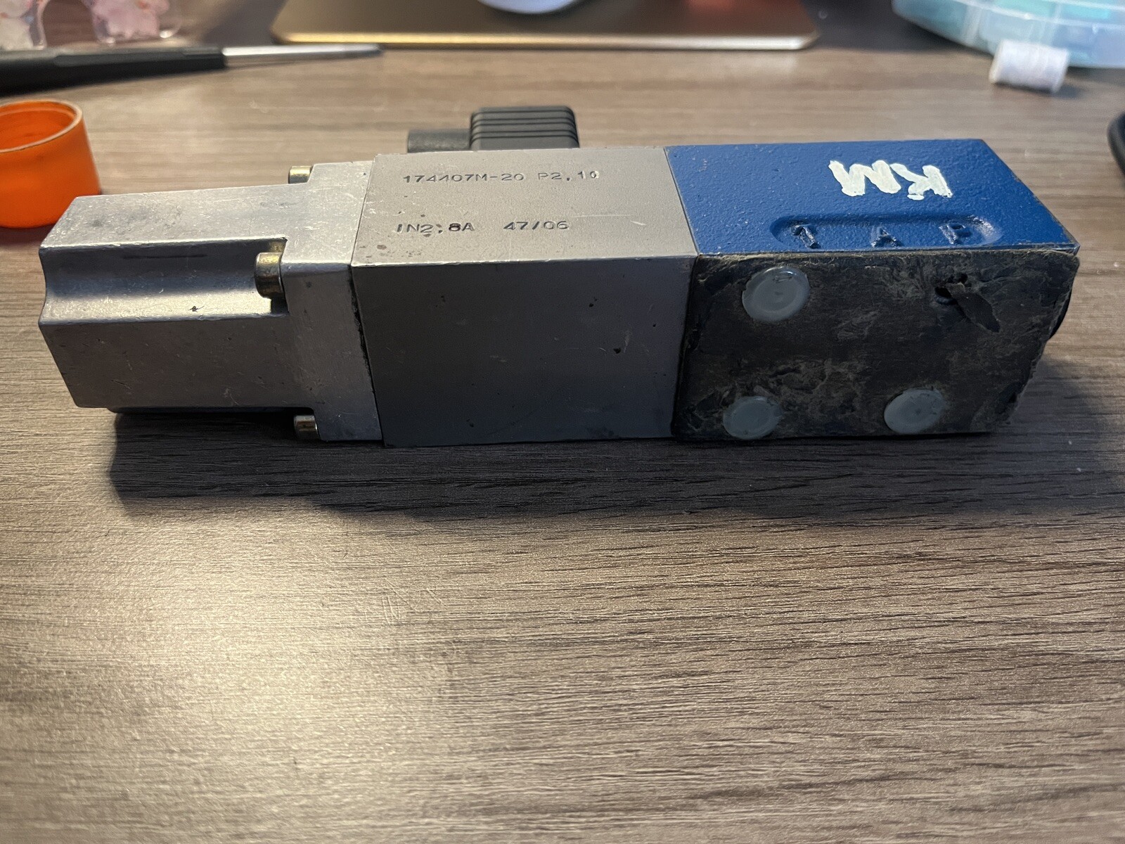 REXROTH R900703811 174407M-20 R 2,1 OHM IN 2,8 A 47/06 VT-DFP-A-21/G24K0/0/V