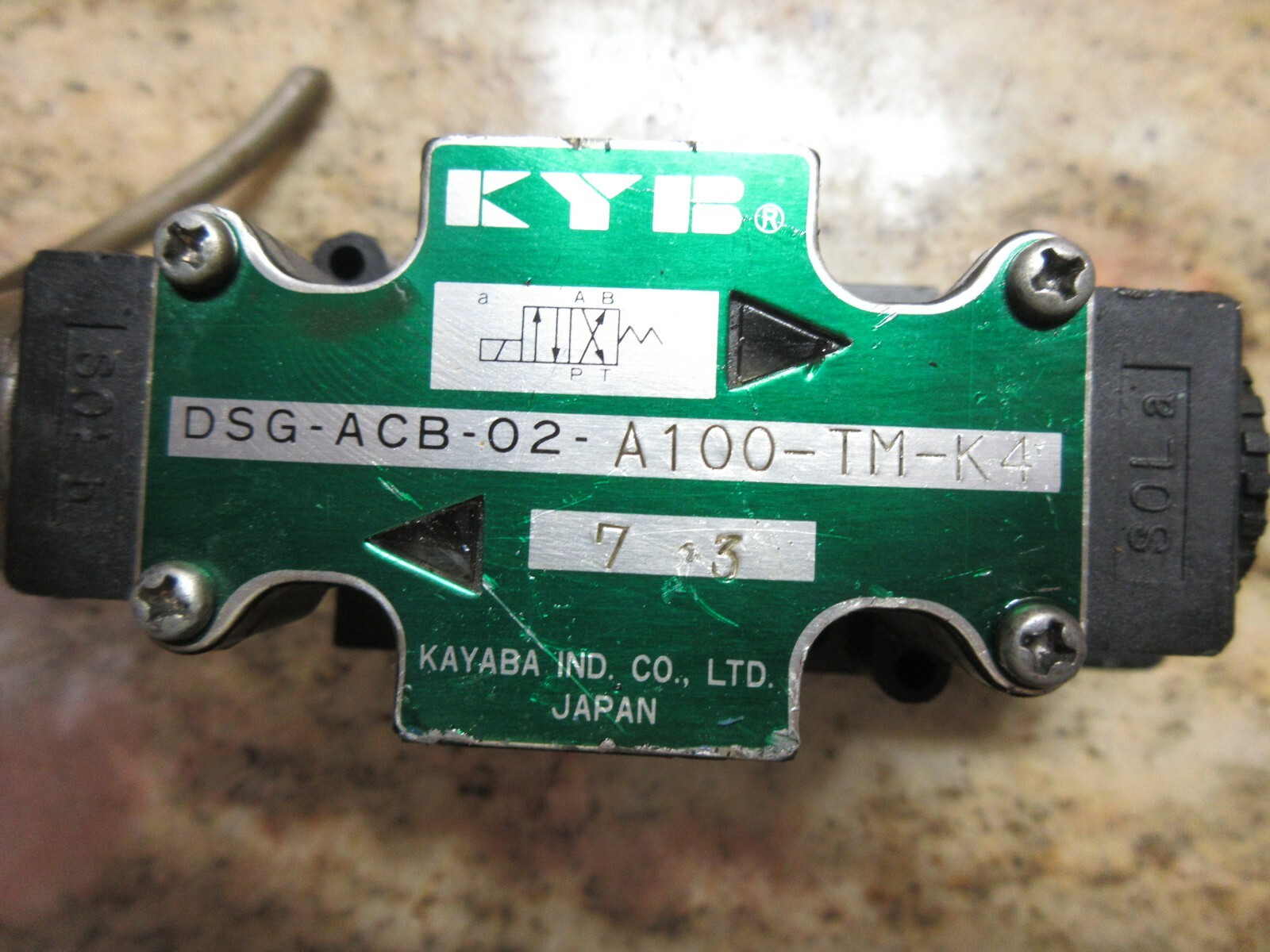 KYB VALVE DSG-ACB-02-A100-TM-K4 2AL