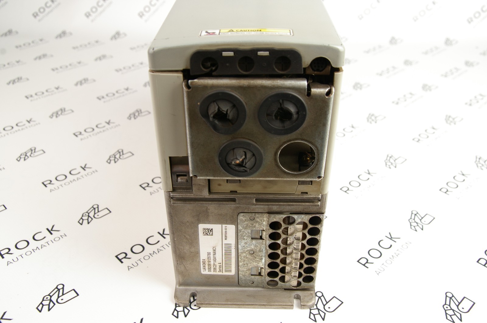 Allen Bradley 20BC2P1A0AYNANC1 Powerflex 700 (Broken Hook)