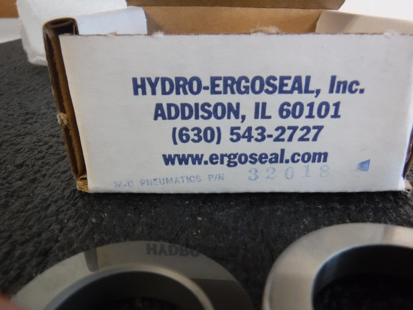 New Hydro-Ergoseal Inc 32018 Seal M-D Pneumatics. (J)