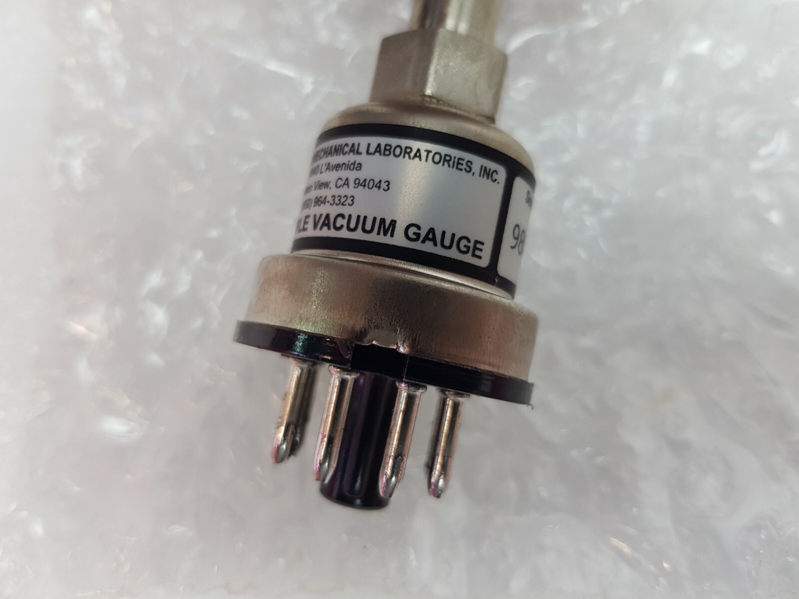 Huntington Mechanical Laboratories 1518 thermocouple vacuum gauge