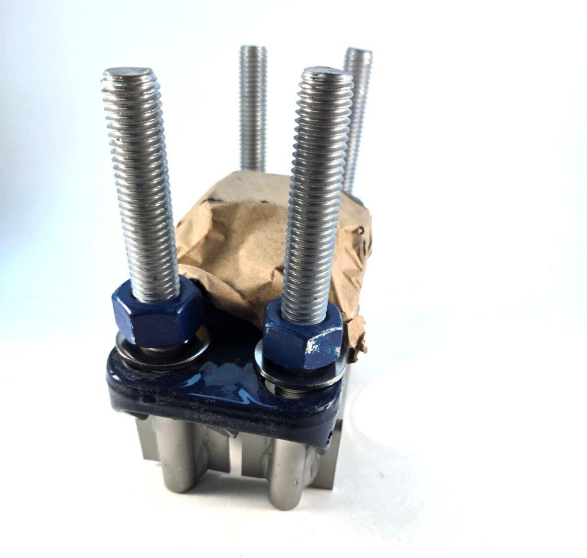 JCM Industries Model 406 3/4 x 4 Threaded Stainless Steel Double Saddle