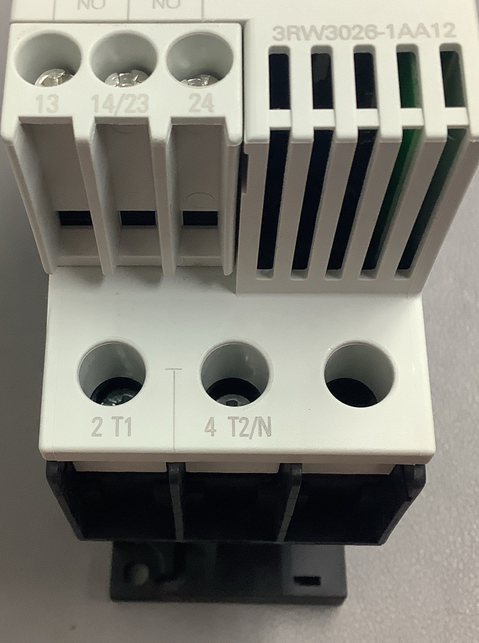Siemens 21A 1PH 230v Soft Starter 3RW3026-1AA12 (b524)
