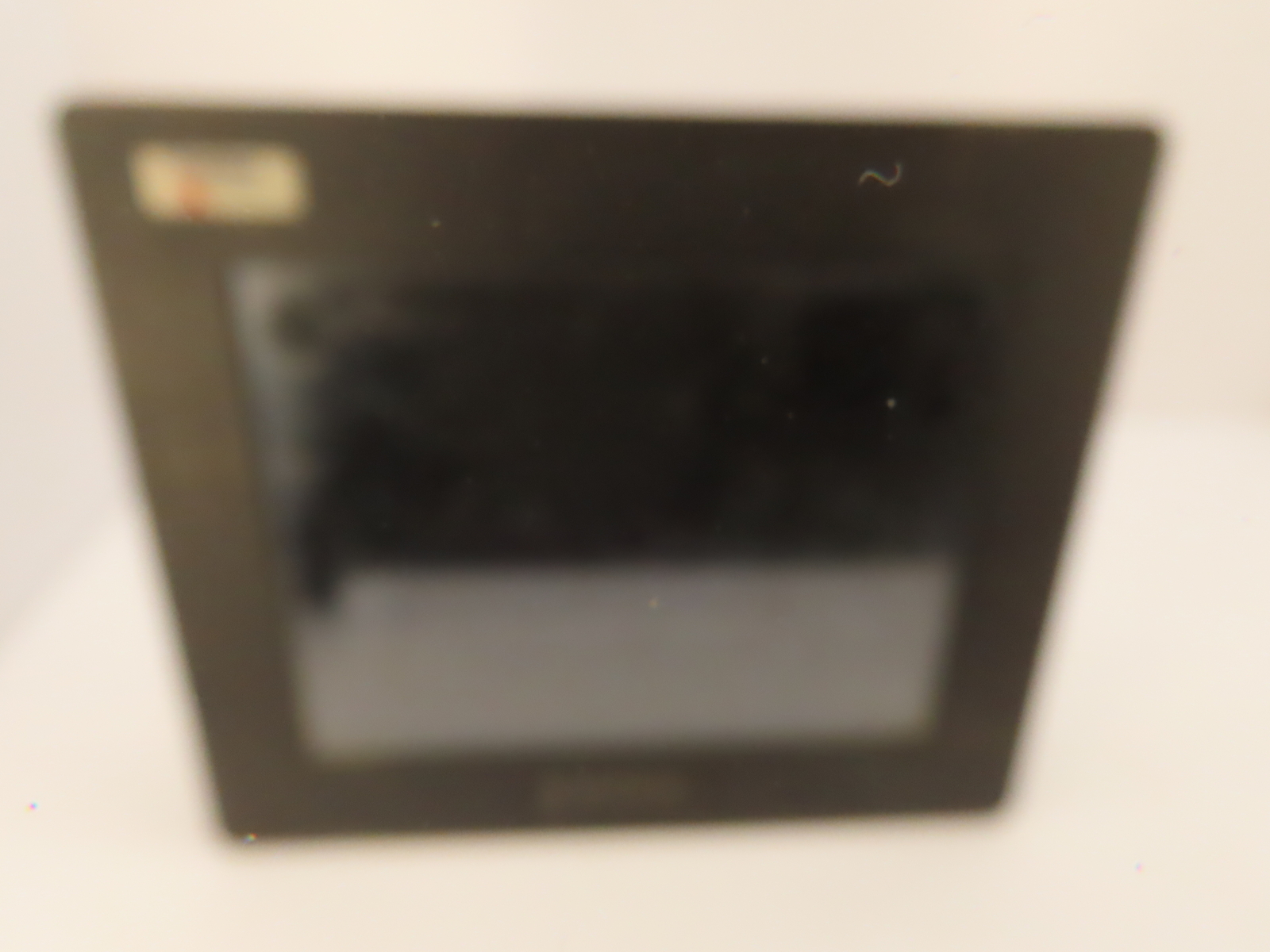 Xycom Automation Proface 5015R2-01000002011 5015T/R2 Operator Interface Monitor