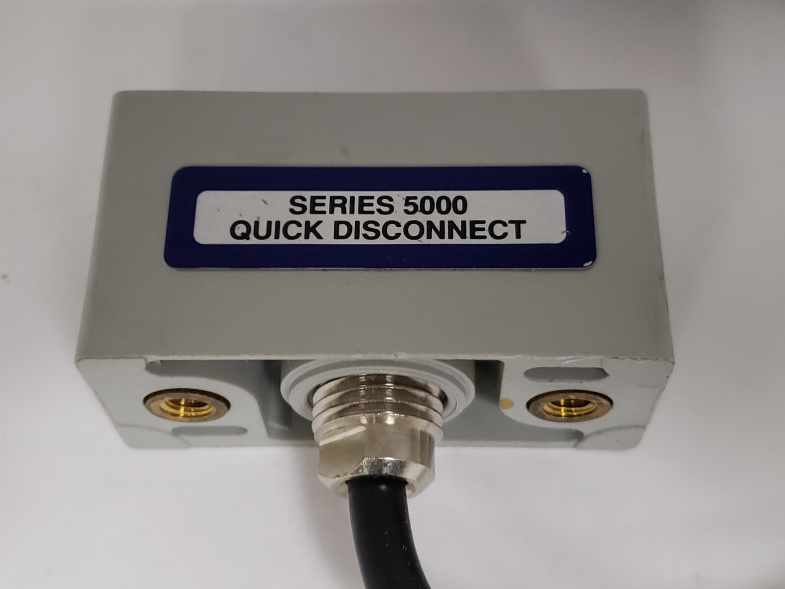 ALLEN BRADLEY 42DCB-5000 PHOTOSWITCH CABLE BASE 10-30VDC SERIES B NNB