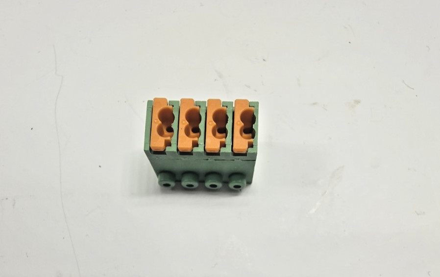LOT OF 50, FK-MPT, PHOENIX CONTACT NICT-4AA/1A CONNECTOR TERMINAL 4-POLE, NEW