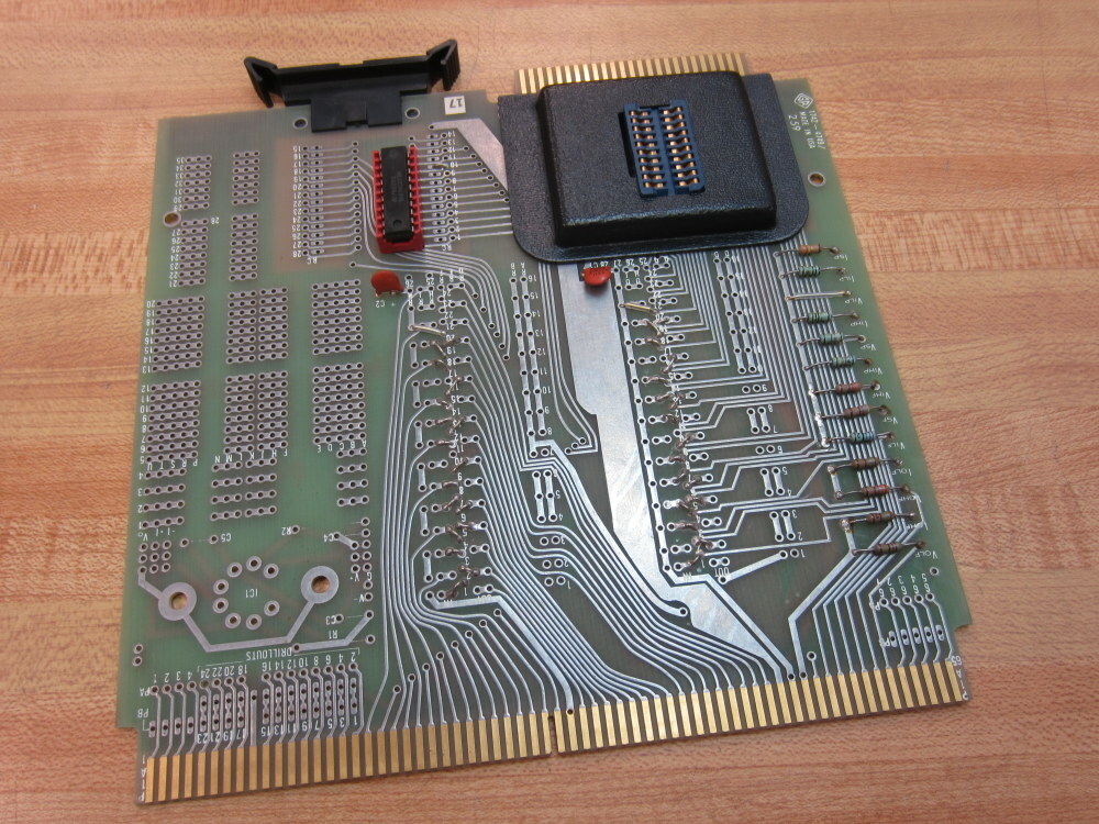 GenRad 1742-0749 Circuit Board 17420749 MM74C3737N