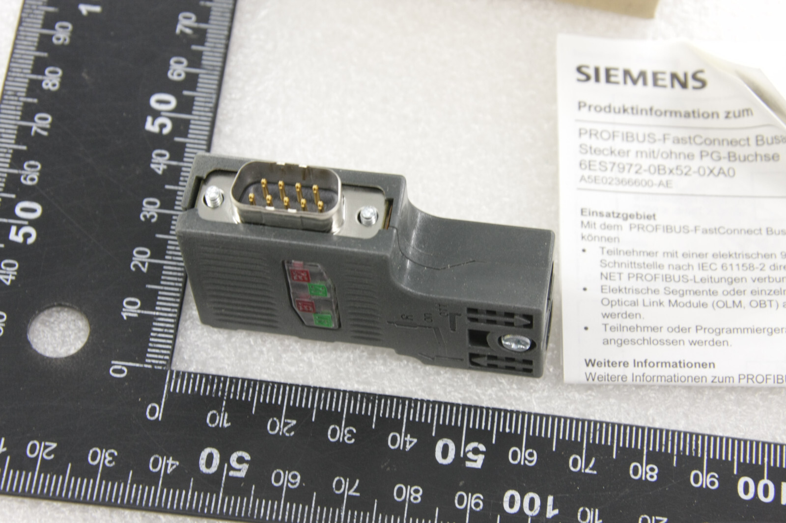 Siemens Simatic PROFIBUS DP Fast Connect 9-Pin BUS Connector 6ES7 972-0BA52-0XA0