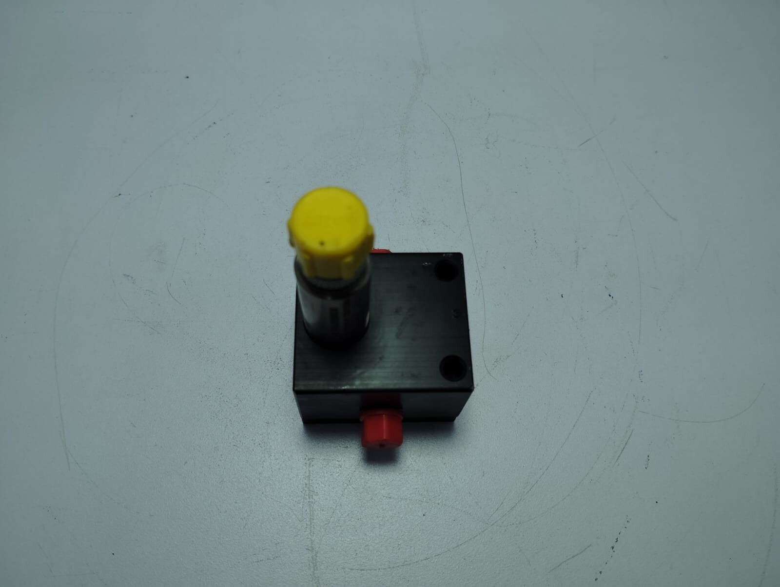 Ultrasensor 1655308-V2 With Assalub M17199 Flow Transmitter