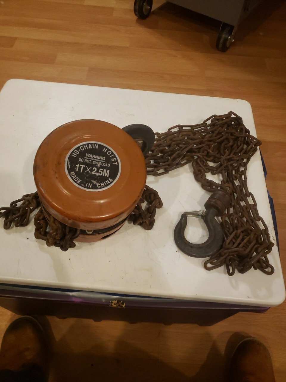 HS Type 1 Ton X2.5 M Chain Block Hoist. USED