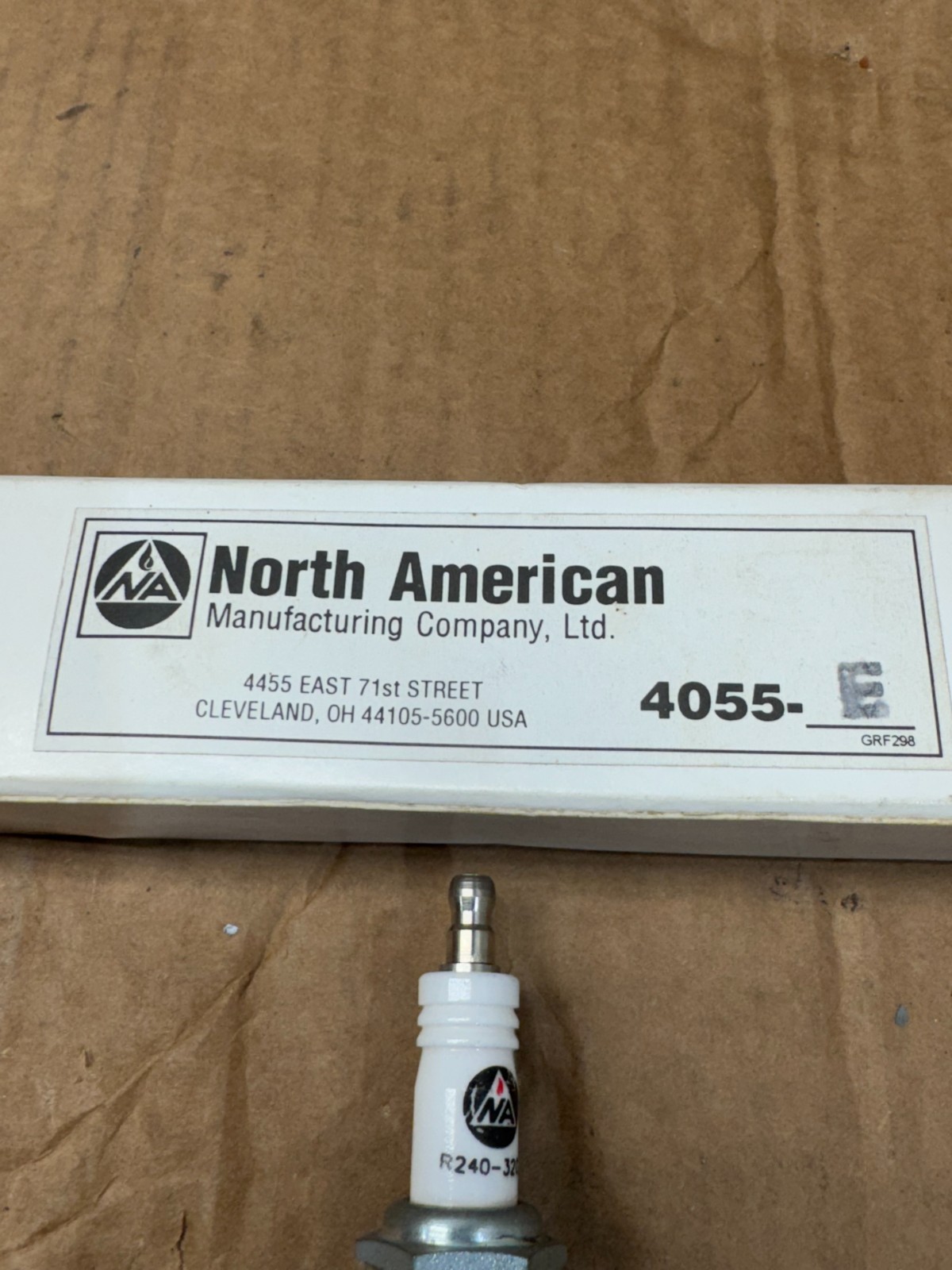 NEW IN BOX NORTH AMERICAN DIRECT SPARK IGNITOR 4055-E