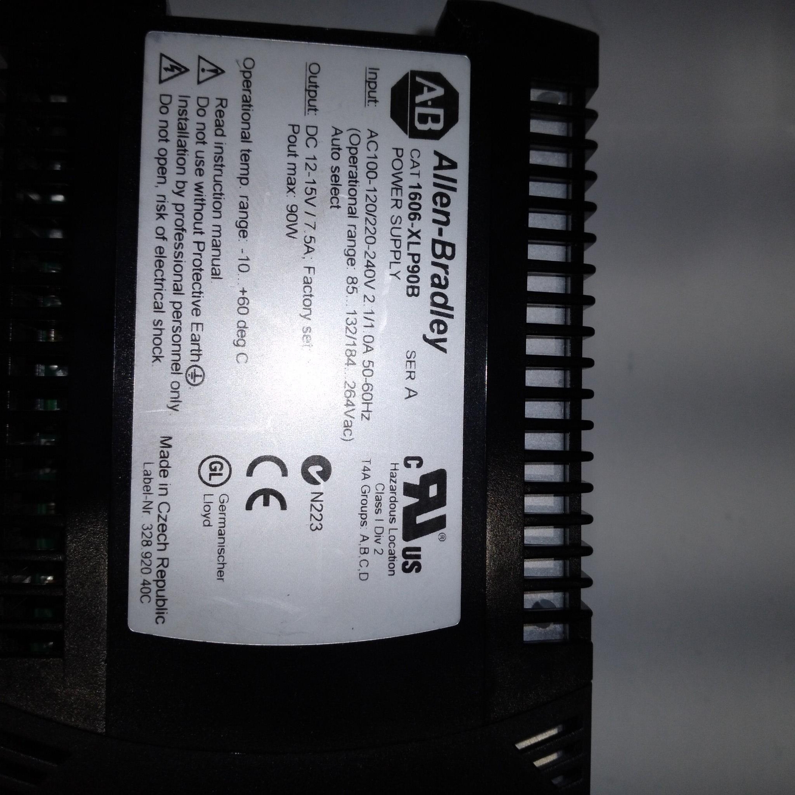 ALLEN-BRADLEY 1606-XLP90B SER.A AC100-120/220-240V 2.1/1.0A 50-60HZ DC 12-15V