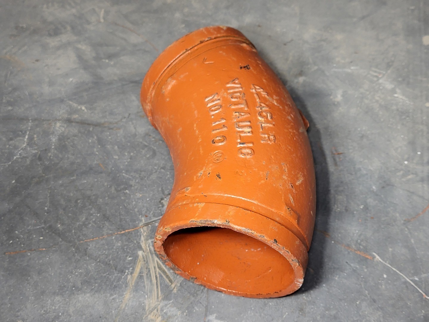 SURPLUS NEW Victaulic No. 110 6″ Grooved 45° Elbow Fitting, Ptd. Orange