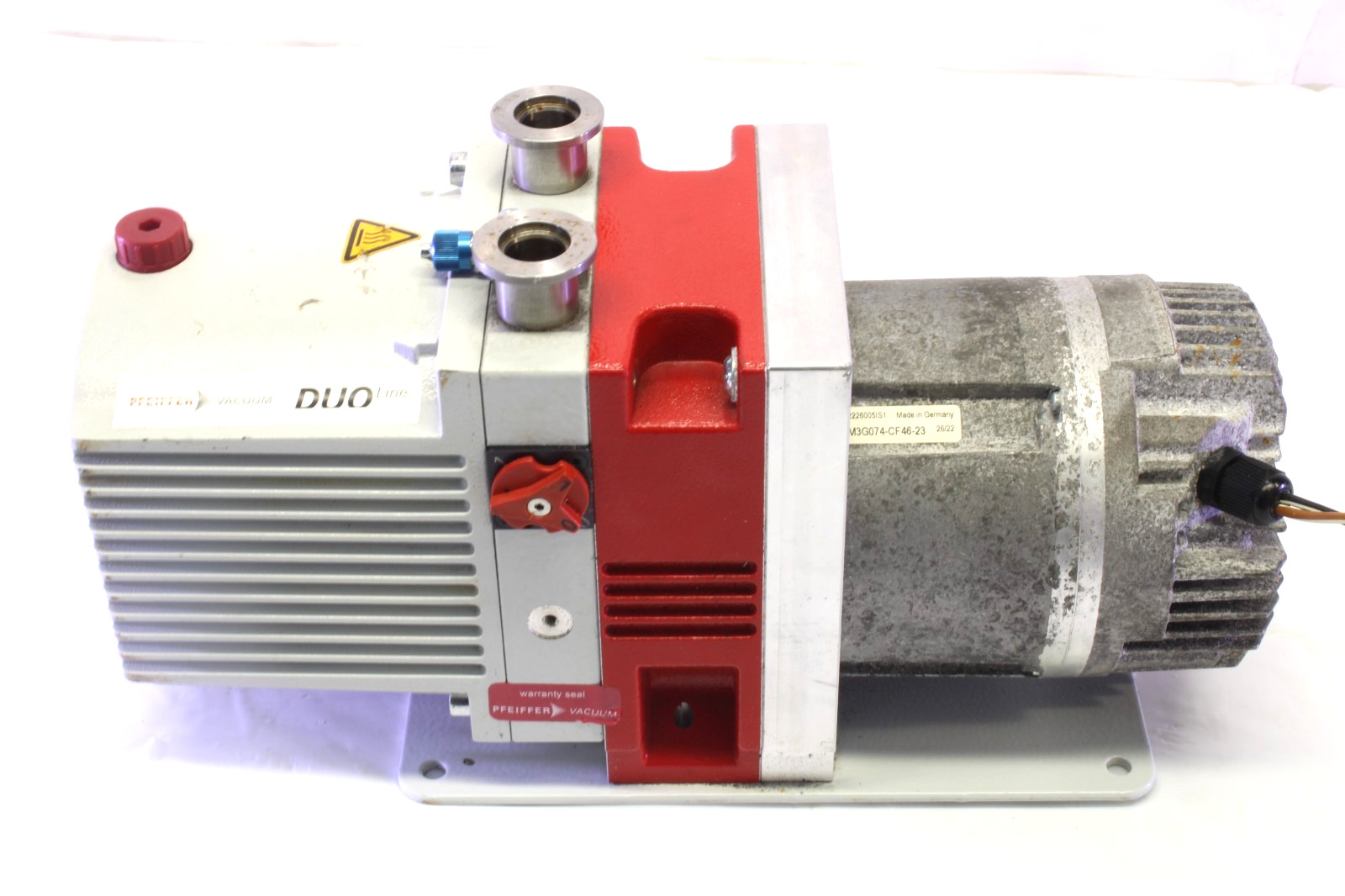PFEIFFER Duo 3 M DC, PK D57 563 C Vacuum Pump, For Parts/Repair