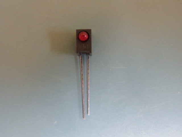 HP HLMP-1301-010 Qty of 9 per Lot LED RED RA HI EFF