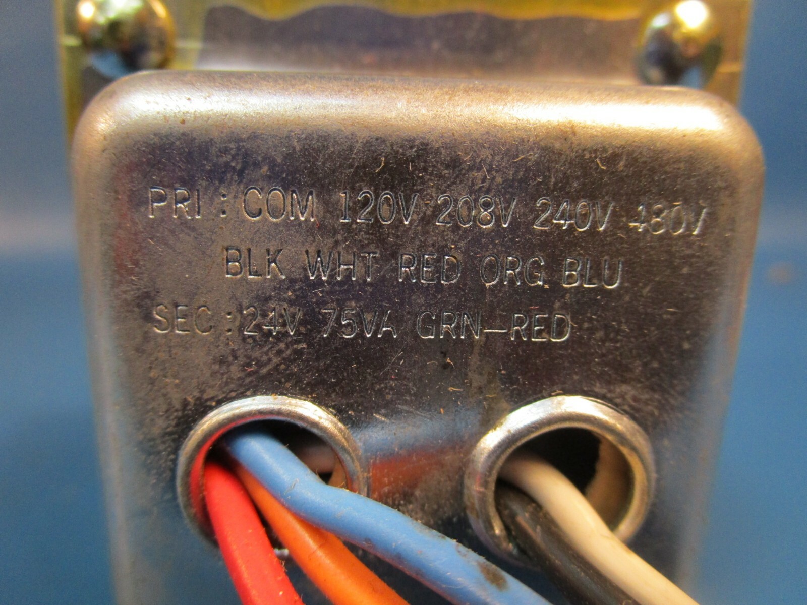 Interstate Electric, T7500/B, Class II Transformer with Circuit Breaker