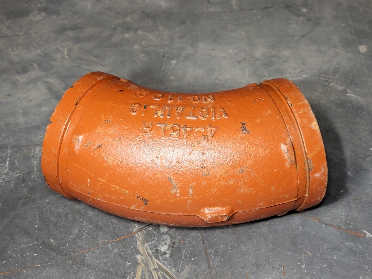 SURPLUS NEW Victaulic No. 110 6″ Grooved 45° Elbow Fitting, Ptd. Orange