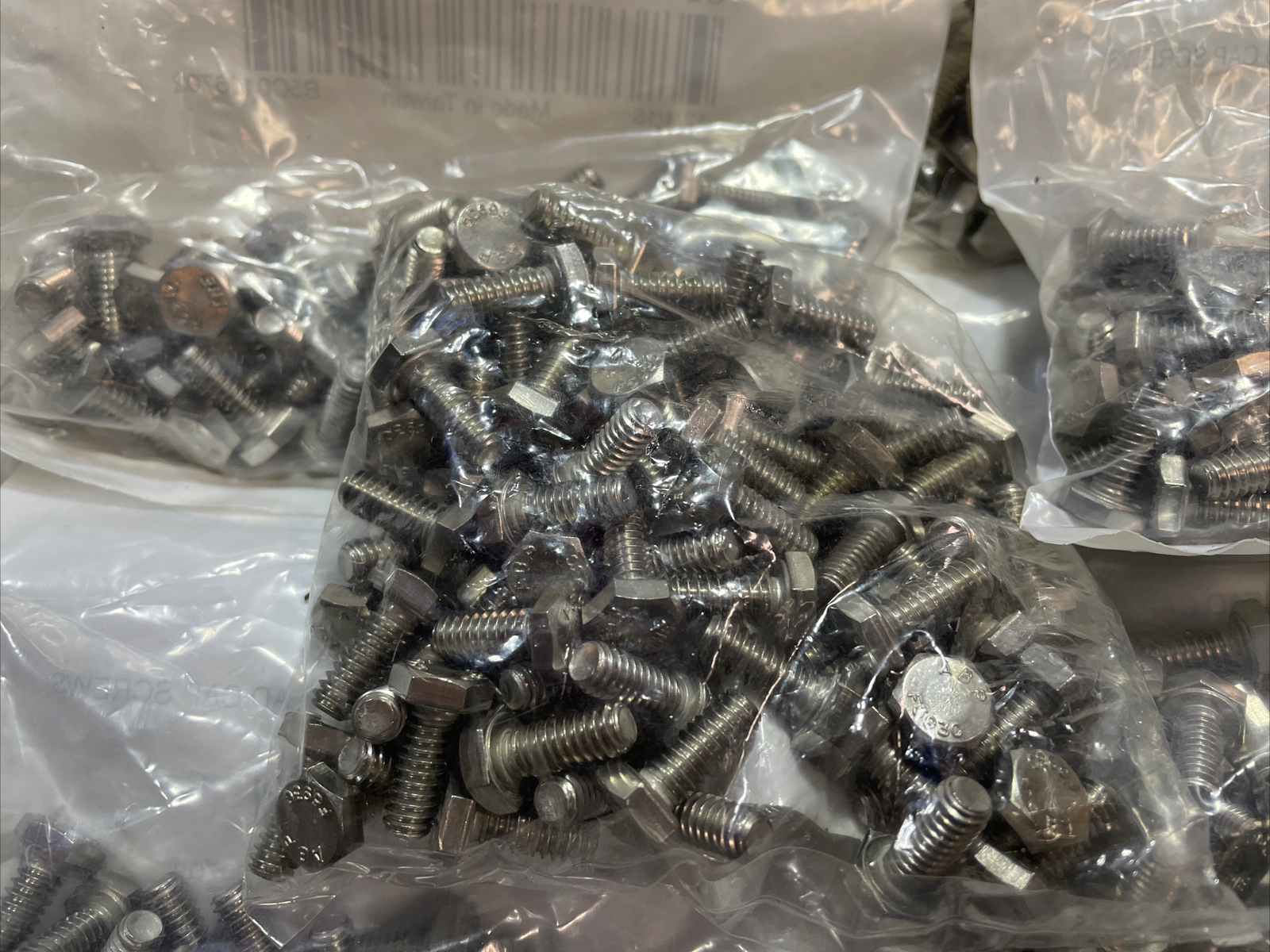 1/4″-20 x 5/8″ ASTM F593 18-8 Stainless Steel Hex Cap Screw, LOT OF 1232
