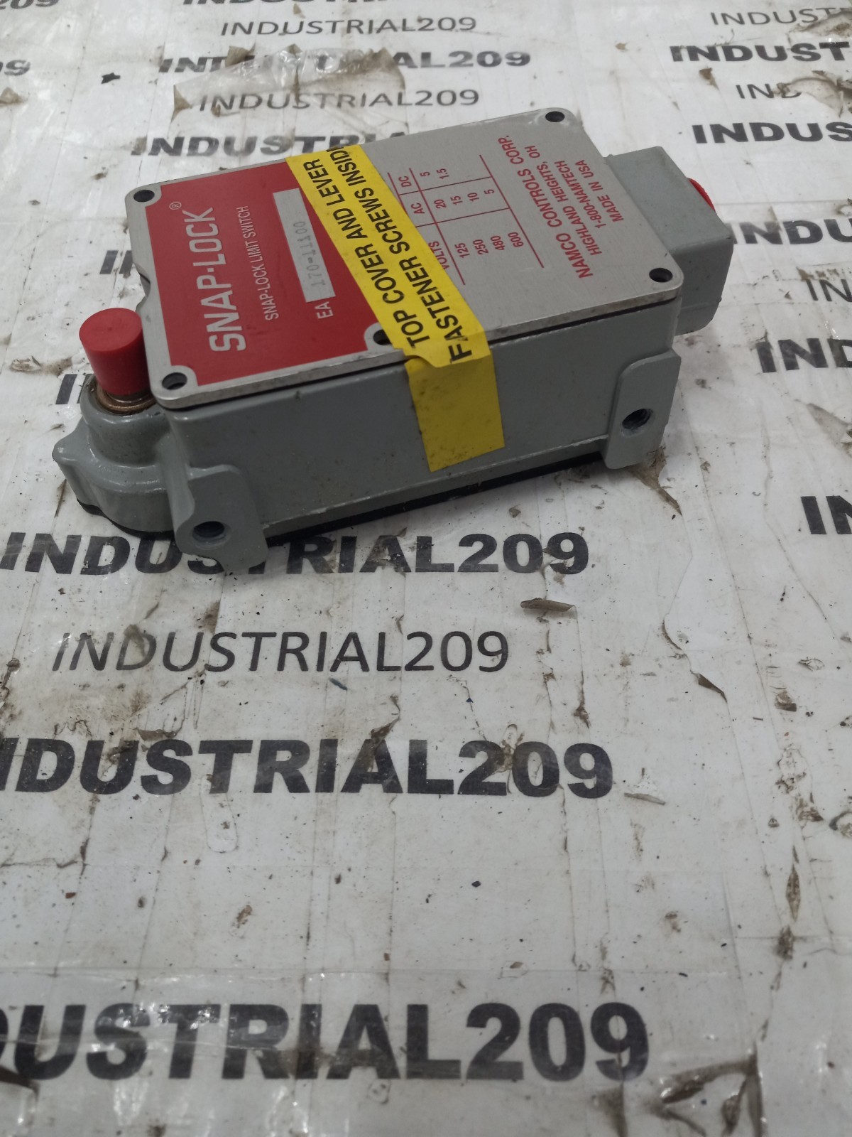 NAMCO SNAP LOCK LIMIT SWITCH 170-11100