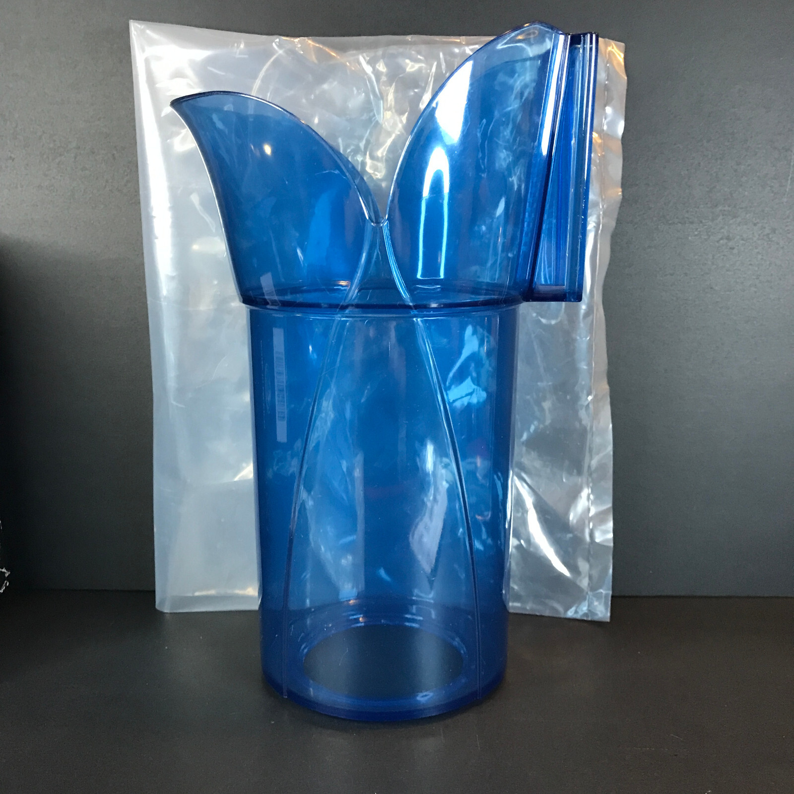 San Jamar Saf-T-Scoop & Guardian System Ice 20-24oz For Hotel Restaurant SI7000