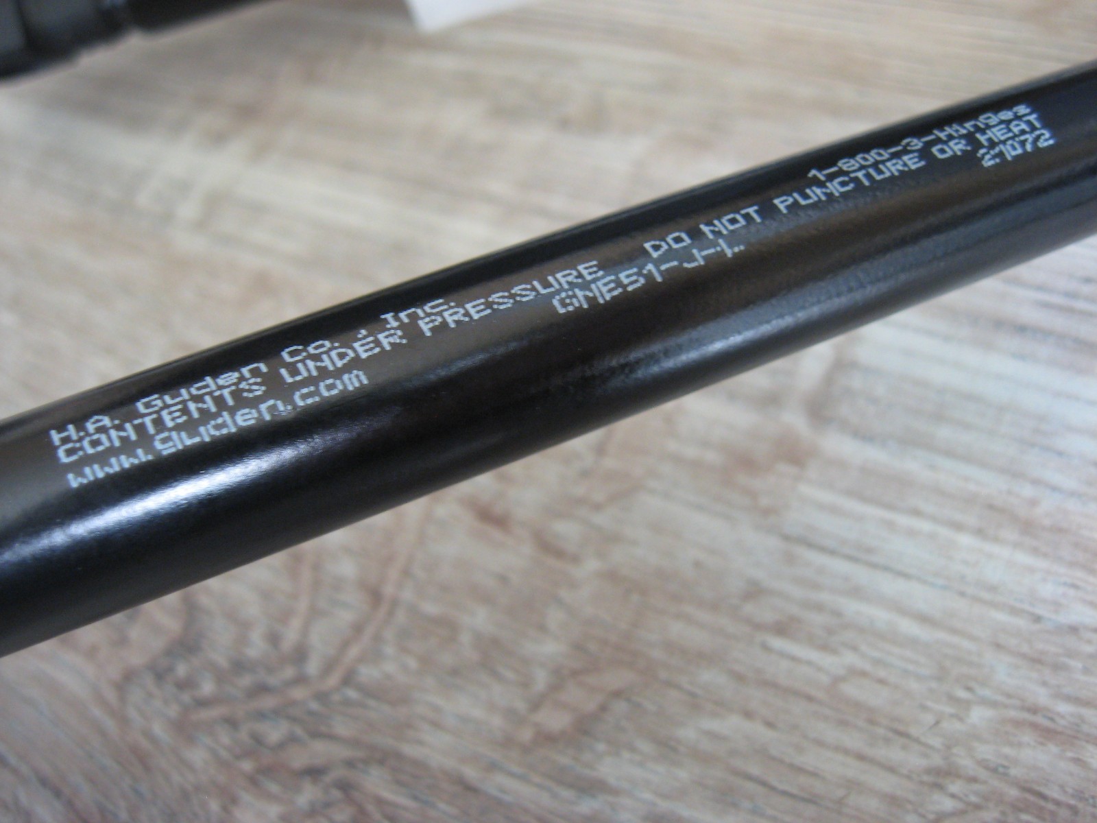 NEW Pair Guden GNE51-J-L Gas Shock Cylinder Dampers EF120 Ends – Duke 524307