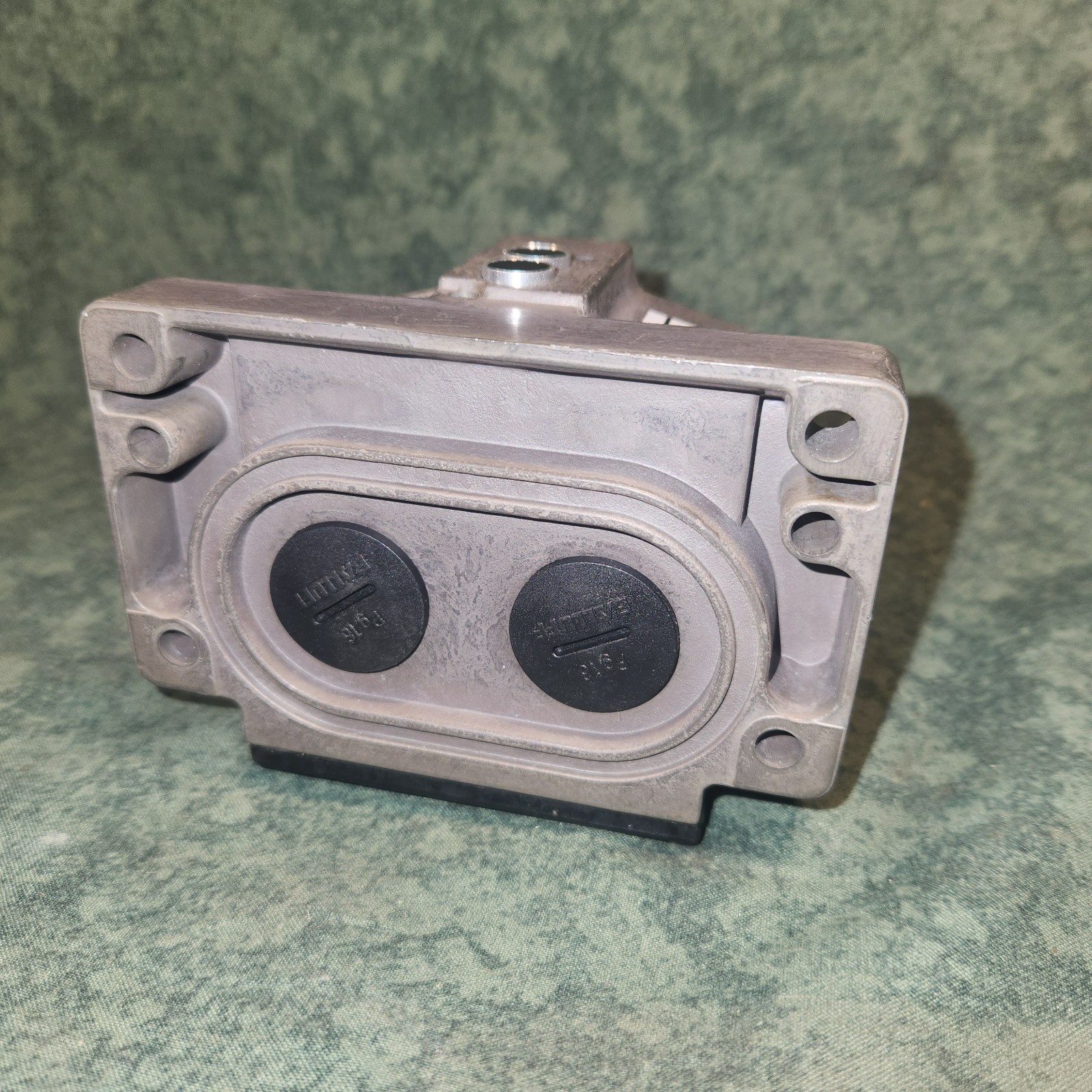 Balluff Sensor # BES516-B2-KHG-12-602-11/ – 240 VAC (18200-Tub-F)