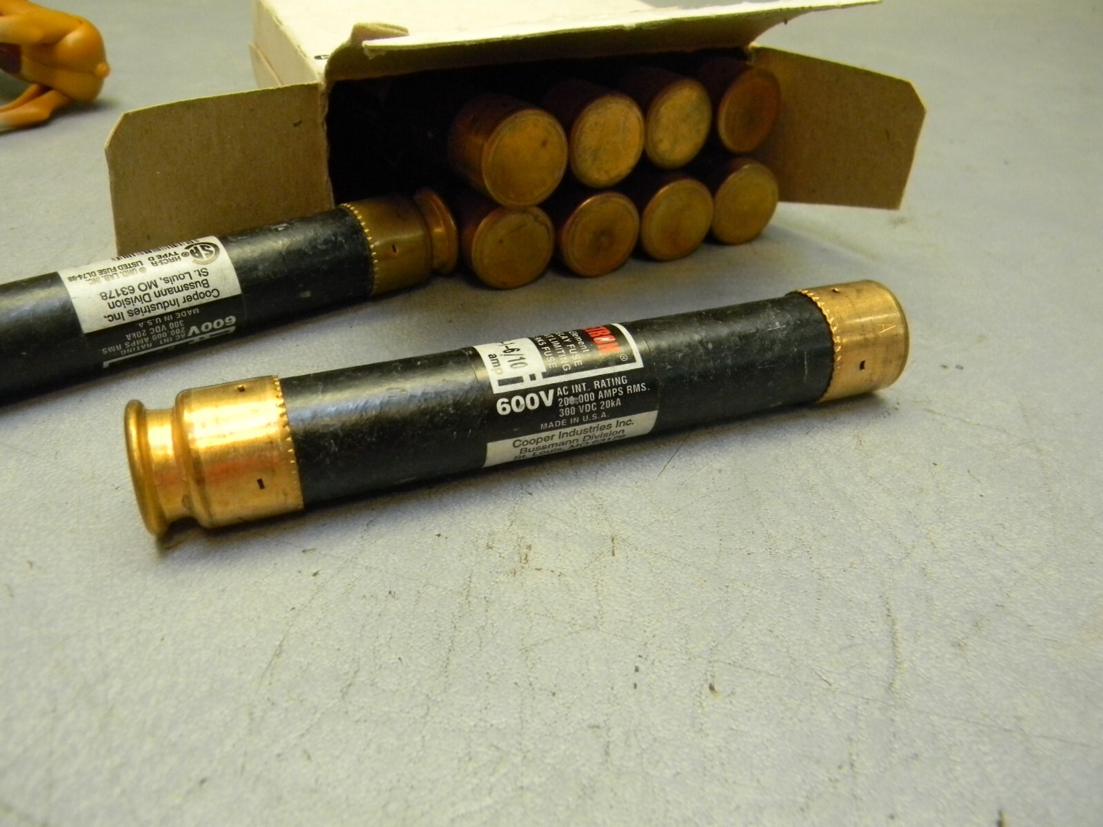 Cooper Bussman FRS-R-1-6/10 Fusetron Fuses Class RK5 Lot of 10