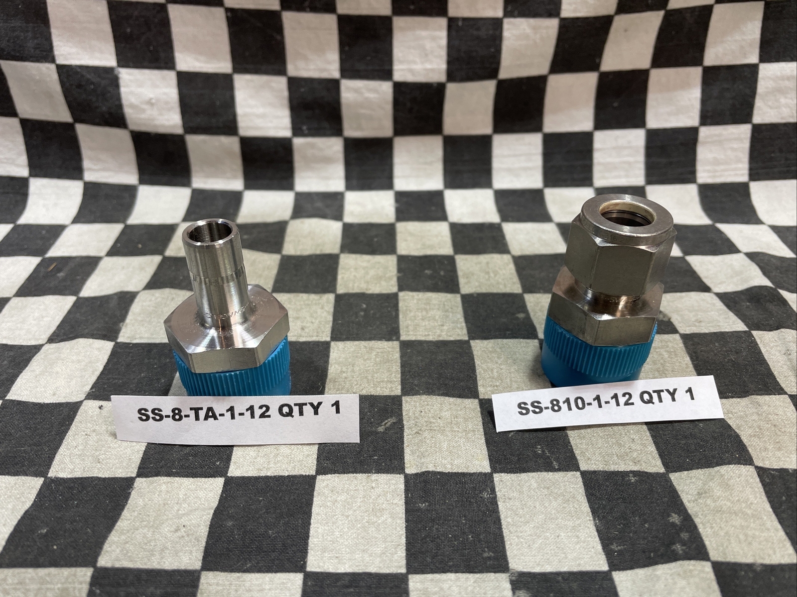SWAGELOK SS-810-1-12, SS-8-TA-1-12 MALE ADAPTER 1/2″ X 3/4″ NPT LOT OF 2#1639F20