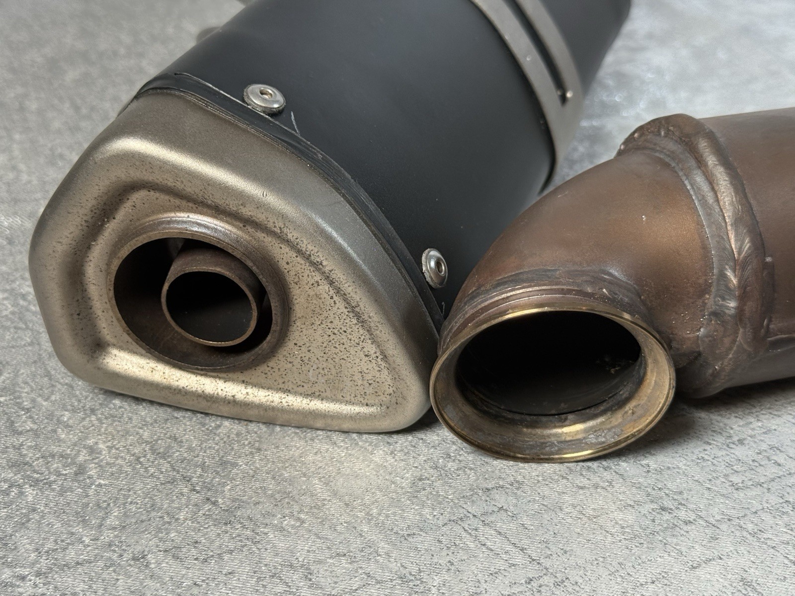 KTM MOTORCYCLE EXHAUST SYSTEM KTMIS003 938.05.083.000 & Catalytic Converter OEM