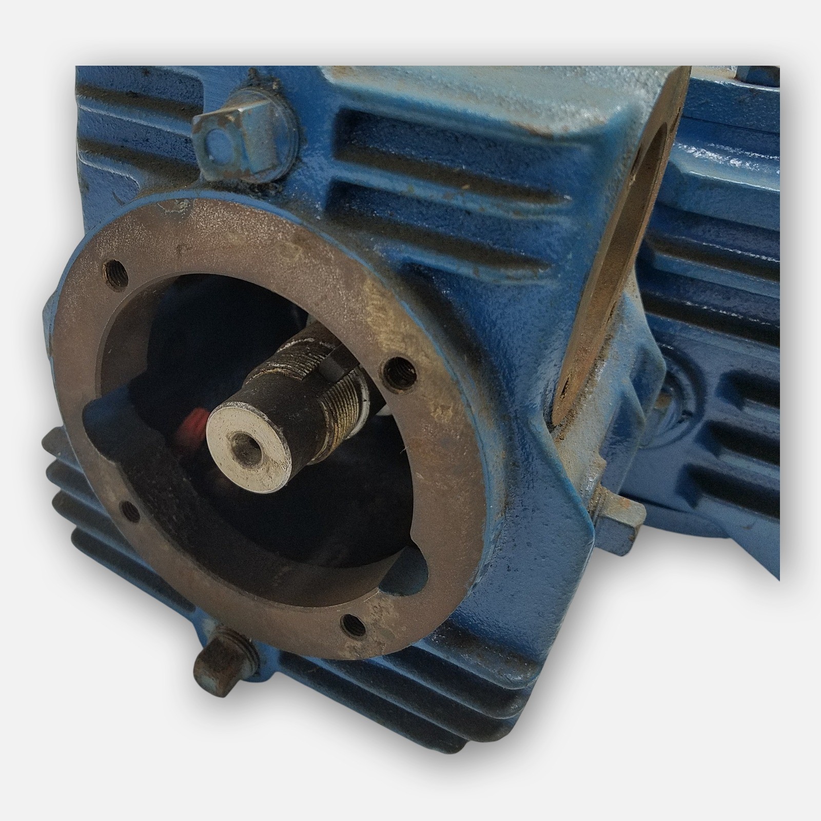 NEW CONE DRIVE 0VS20-30-W1B Model 306 TEXTRON GEAR REDUCER RATIO: 125-1 1750RPM