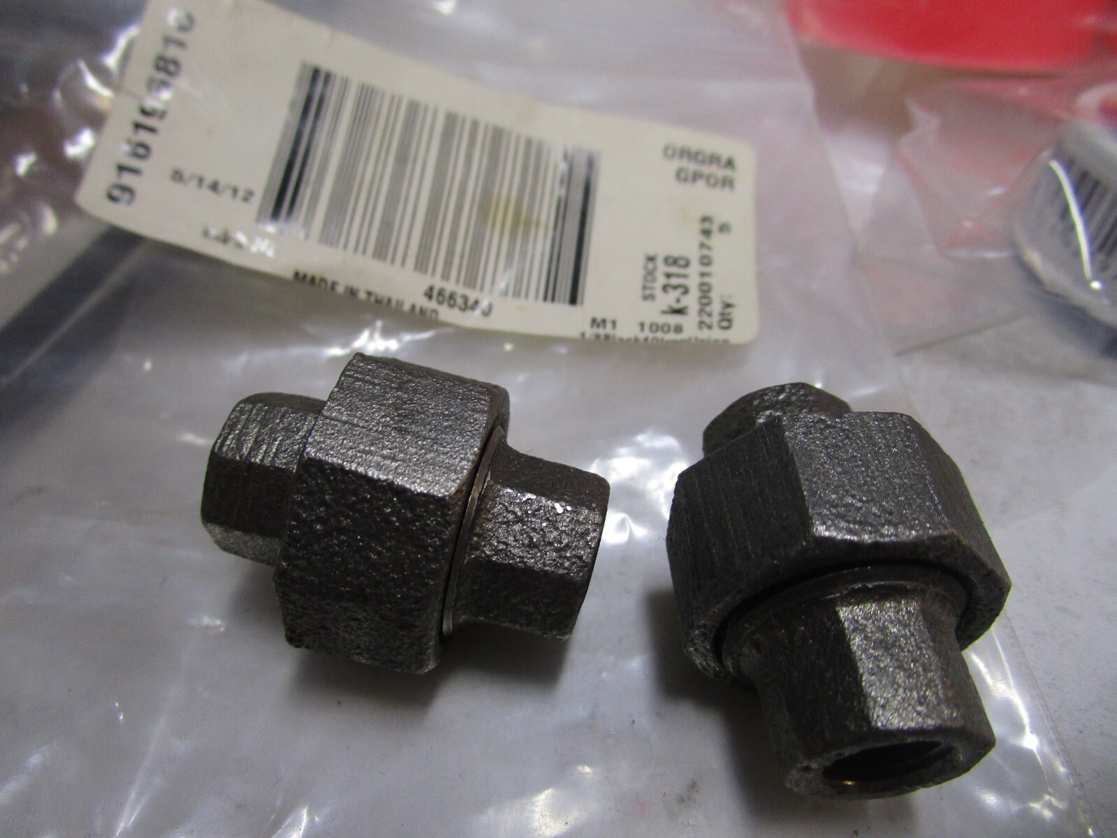1/8″ 150 lb Black Malleable Iron (Brass to Iron Seat) Pipe Union QTY 2