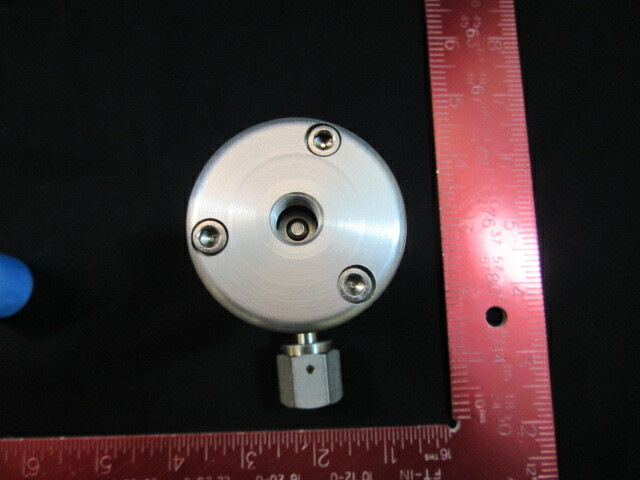 Swagelok SS-4BK-V51-10 PNEUMATIC BELLOWS VALVE   (3 ARE NUPRO)