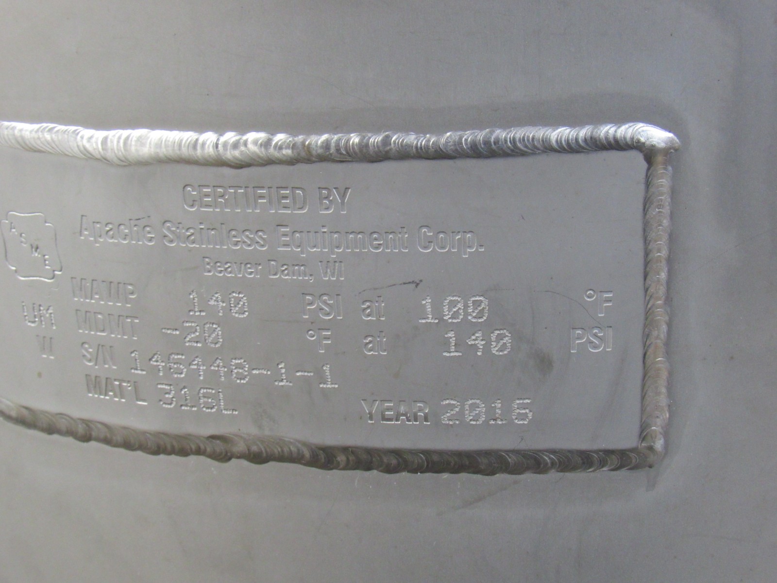 Apache 180-37.4 Stainless Pressure Vessel Tank 37.4 Gal 141.5 L 140Psi 100°F