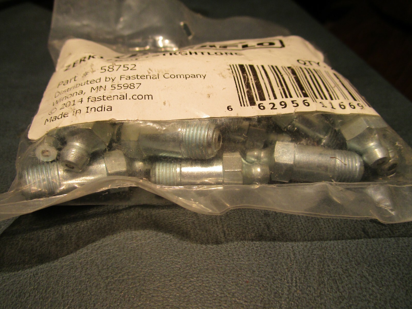 (25) DynaFlo® 1/8″-27 Straight Steel Zinc Grease fitting With Ball Check