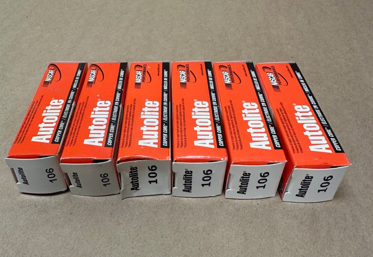 Autolite 106 Copper Core Spark-Plug – Lot of 6