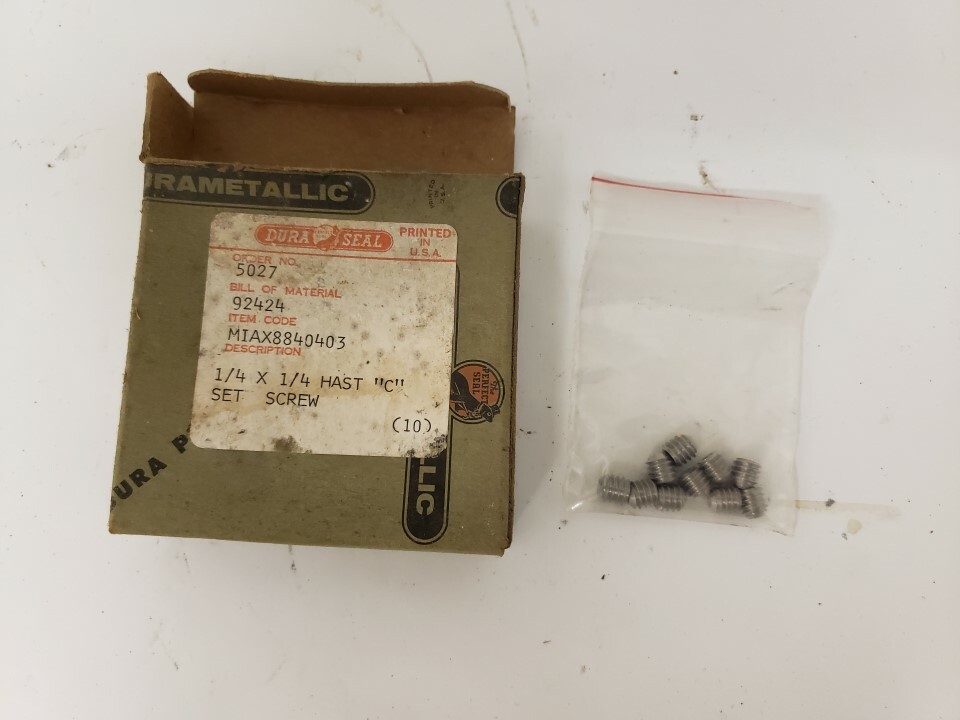 *LOT OF 10* Durametallic DuraSeal MIAX8840403 1/4 X 1/4 Hast “C” Set Screws