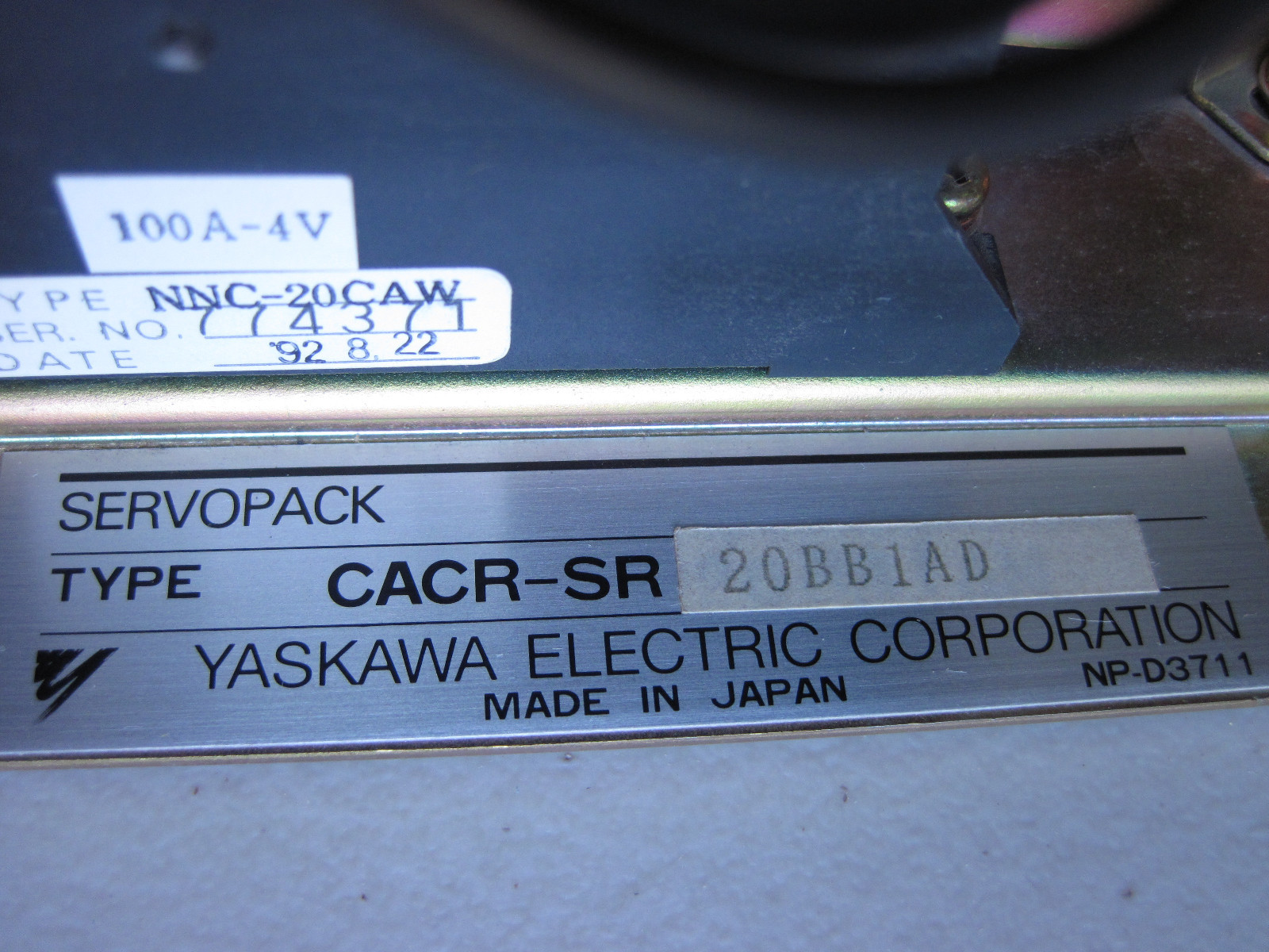 100% WARRANTY Yaskawa Servopack CACR-SR20BB1AD SR 20BB1AD Servo Drive