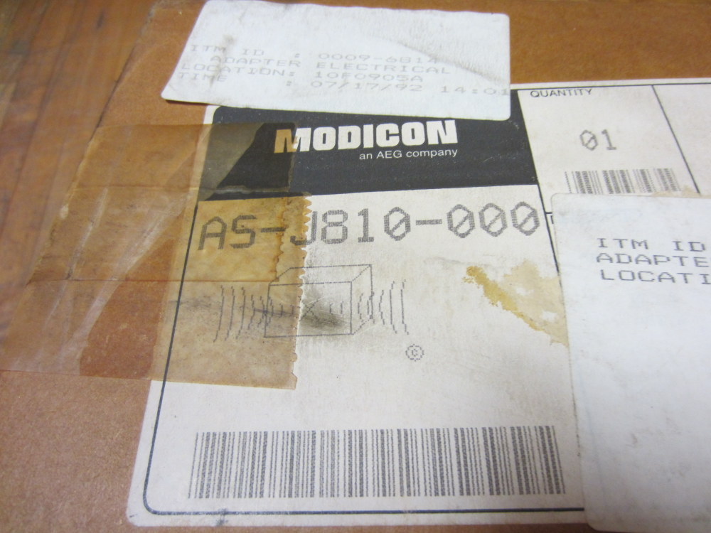 Modicon AS-J810-000 Interface Module ASJ810000 No Key