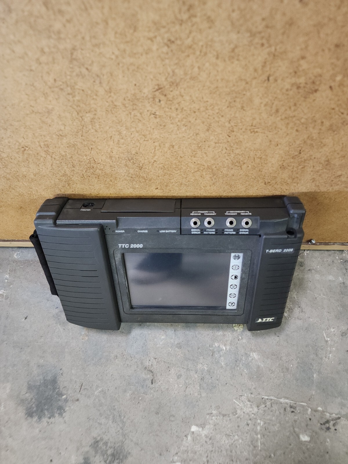 JDSU TTC-2000 UIM w/ T-Berd 2209 Analyzer Cables Case