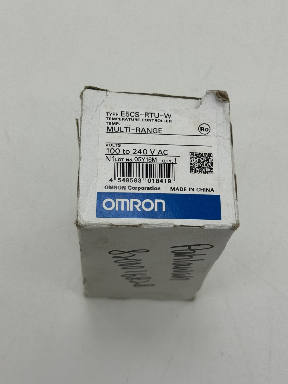 OMRON E5CS-RTU-W MULTI-RANGE TEMPERATURE CONTROLLER 100 To 240V AC