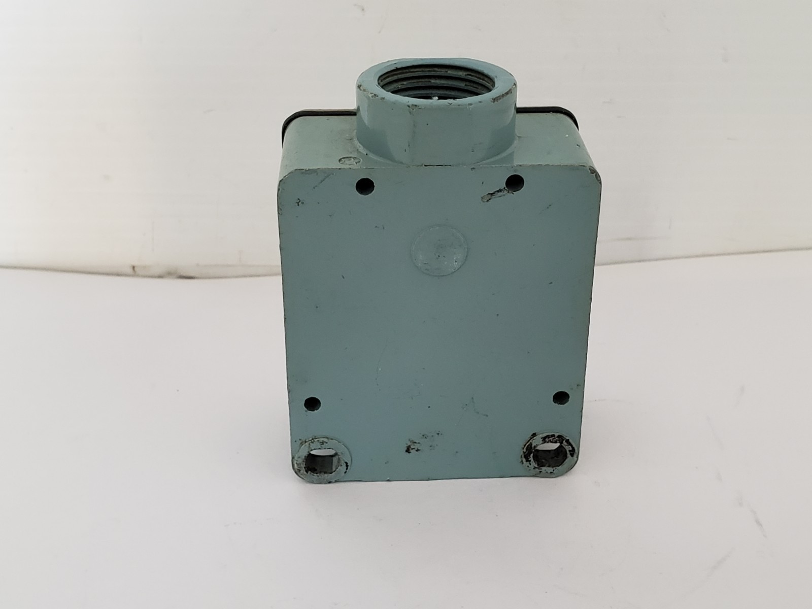 TELEMECANIQUE ZCK-L1H7 LIMIT SWITCH BODY