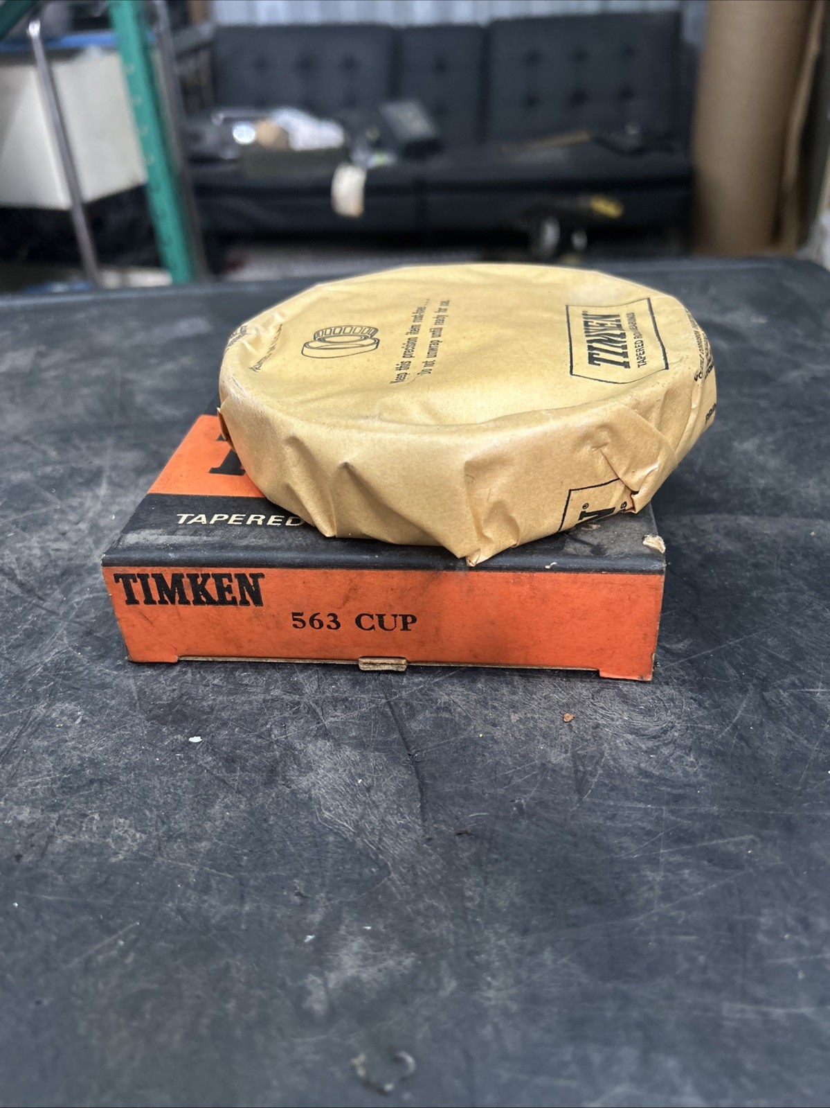1 NEW TIMKEN 563 TAPER ROLLER BEARING CUP NIB/NNB ***MAKE OFFER***