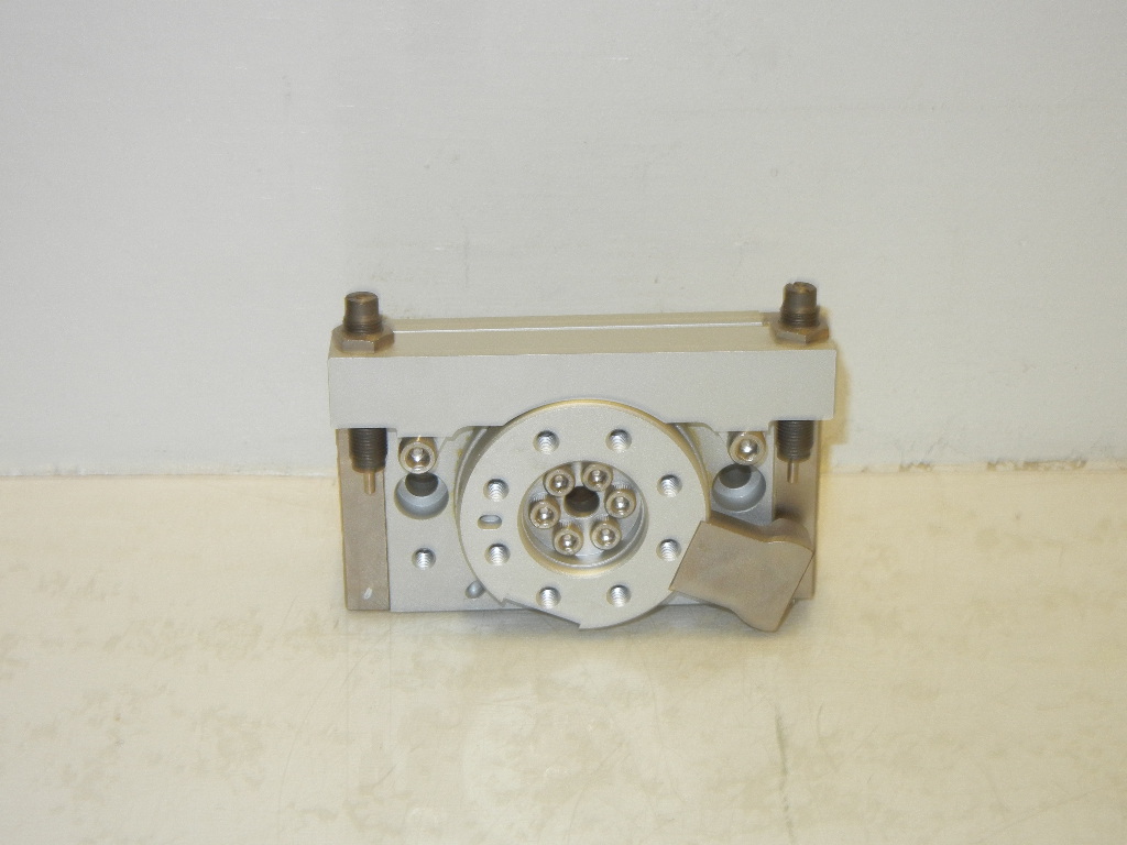 SMC MSQB30H2 NEW 30MM PNEUMATIC ROTARY ACTUATOR WITH TABLE MSQB30H2