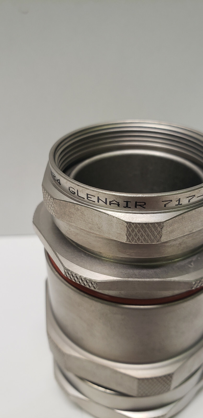 4730-01-574-8565 Conduit Fitting – Glenair 717-320