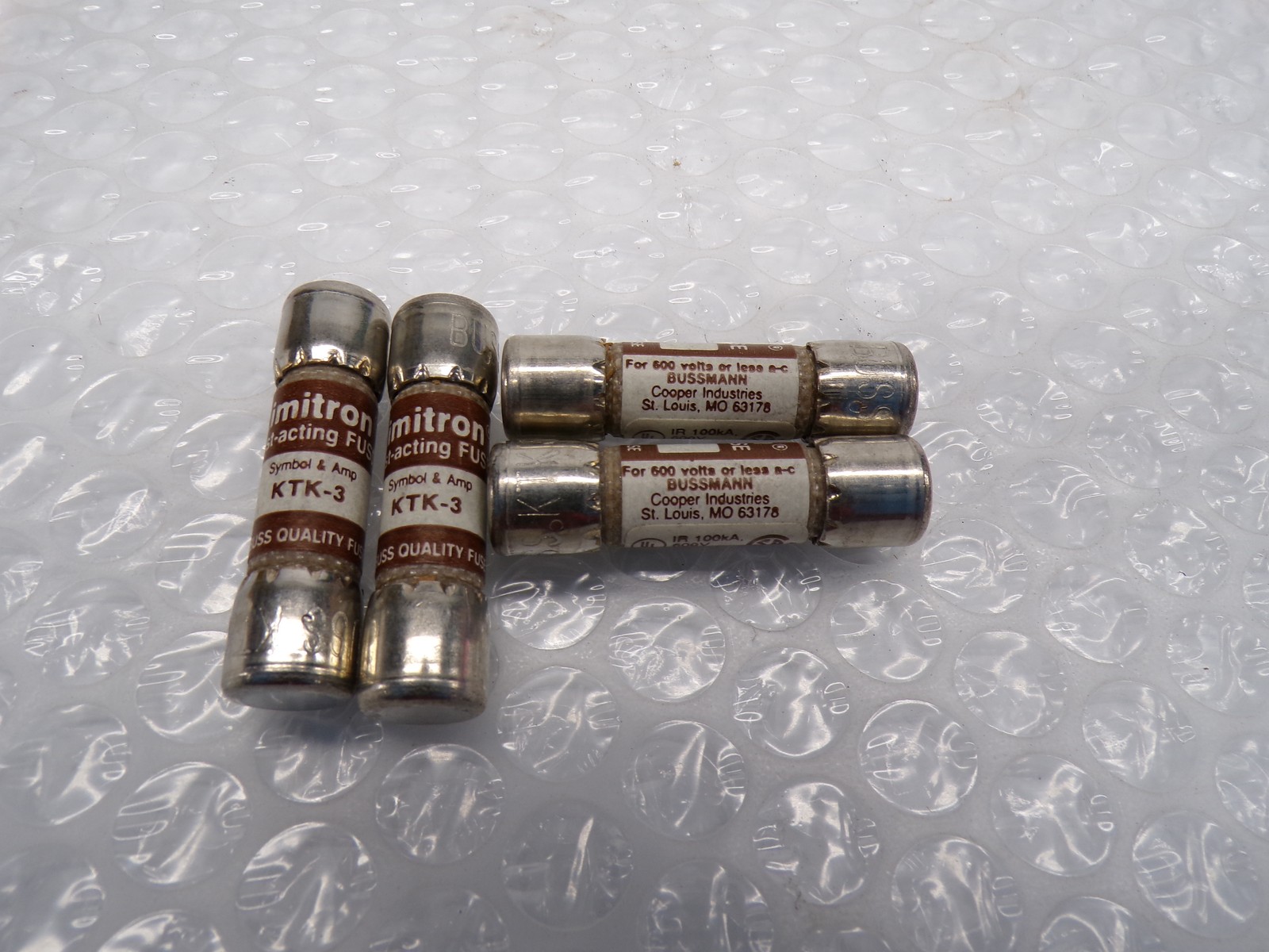 LIMITRON KTK-3 FUSE LOT OF 4 NSNP