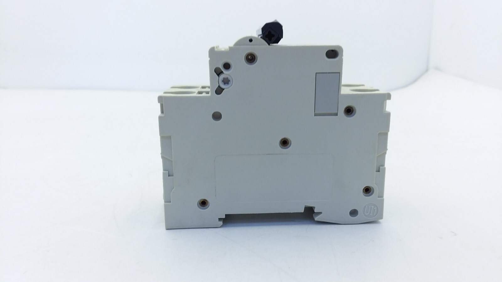 MERLIN GERIN MG 24443 MINIATURE CIRCUIT BREAKER 2AMP 2POLE 480Y/277V NIB