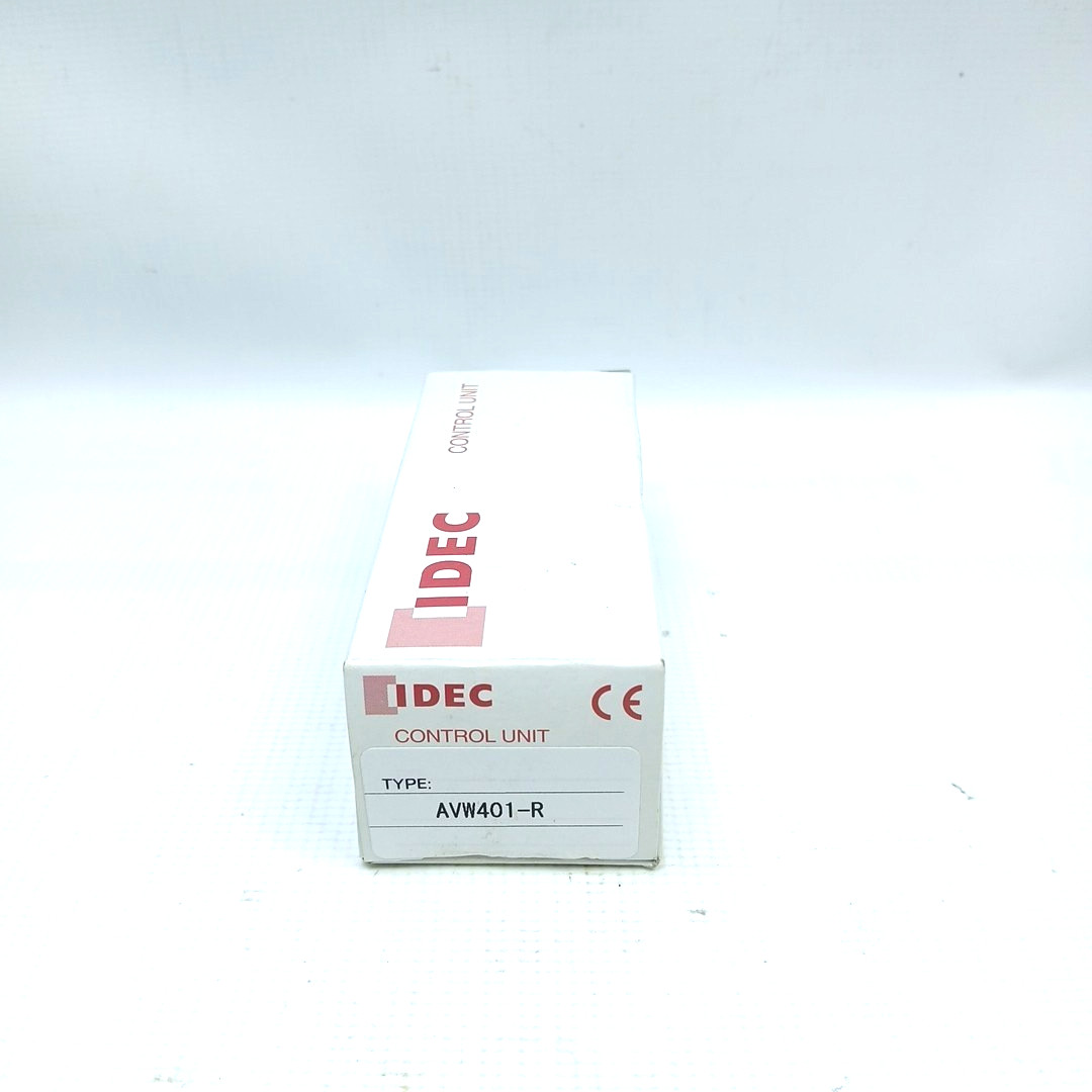 IDEC AVW401R E-STOP PUSHBUTTON RED TWIST RELEASE 1NC NIB