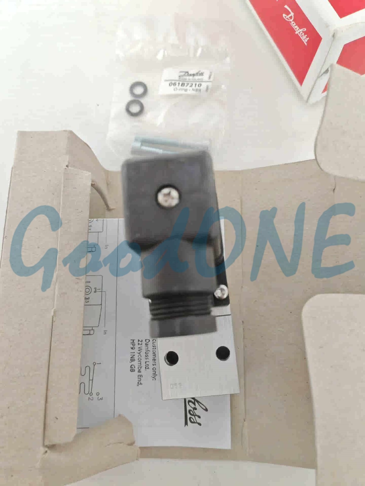 1PC New 1PC Danfoss MBC 5000 061B201266 Pressure Switch