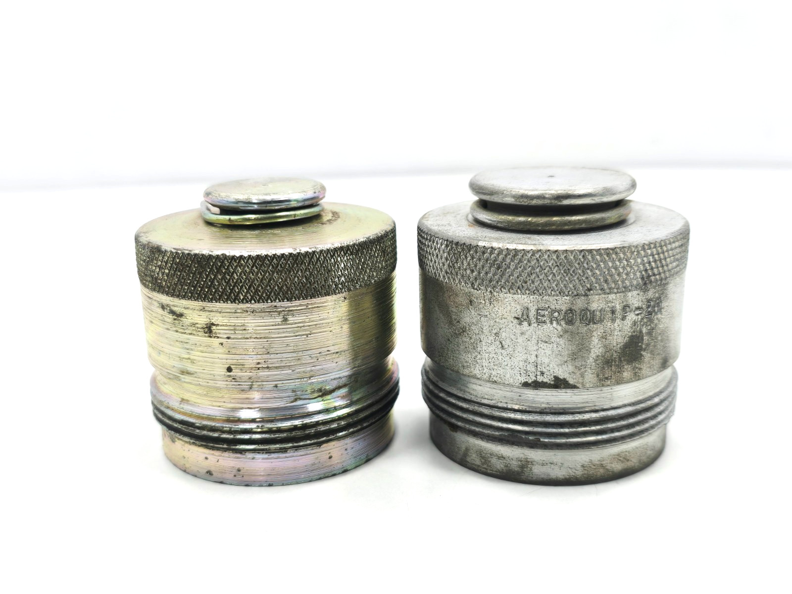 Aeroquip 5100 Dustplug & Chain AEROQU IP-20 LOT OF 2